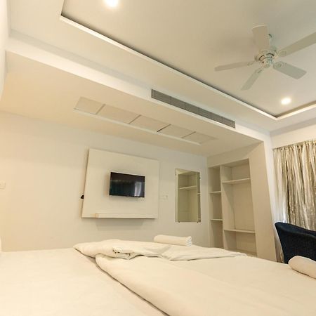 The Grand Monarch Hotel, อุจเจน ภายนอก รูปภาพ